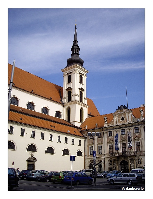 Kostel sv. Tomáše & Moravská galerie, Joštova